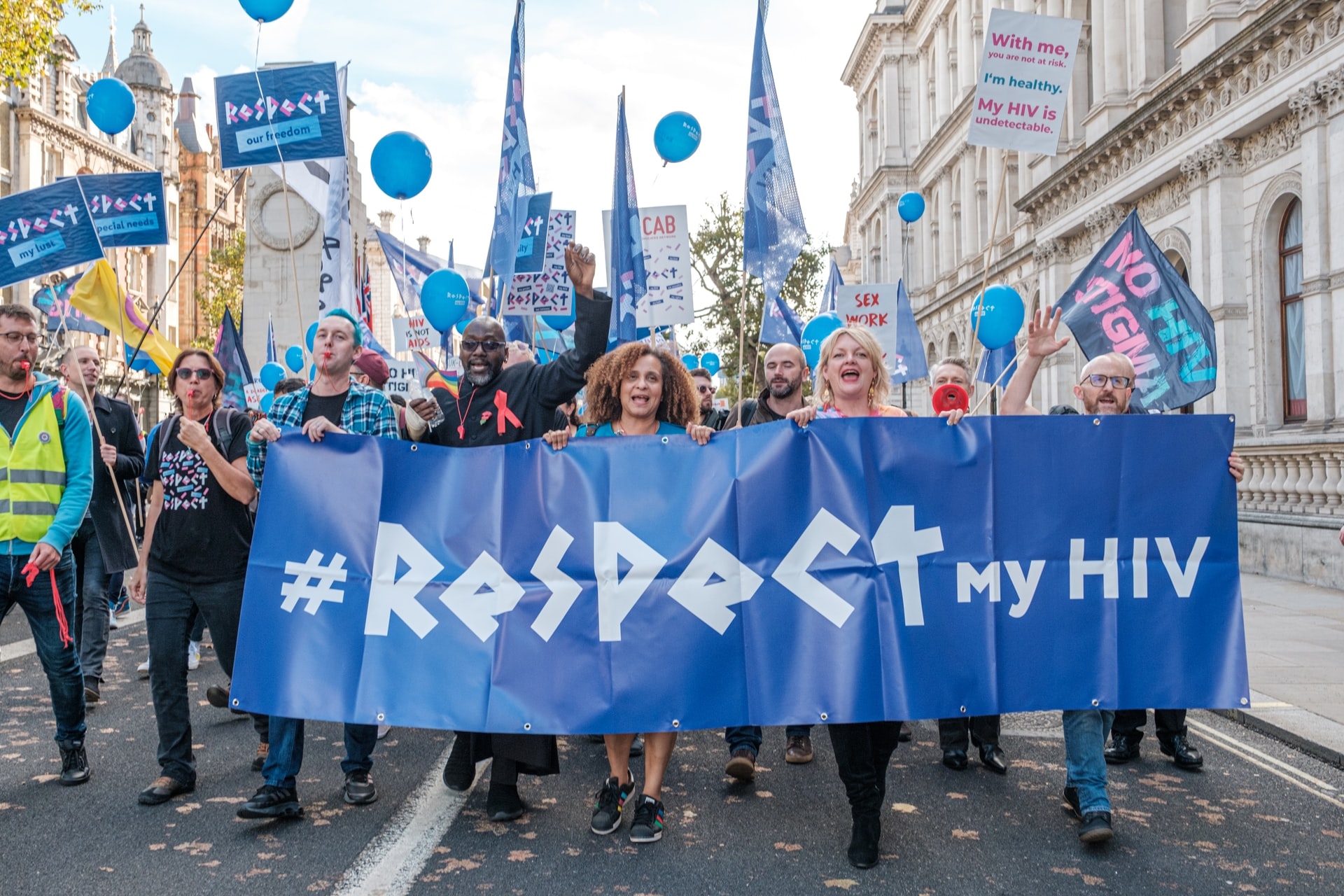 Respekt min HIV demonstrasjon i London. Foto: Unsplash/ Ehimetalor Akhere Unuabona