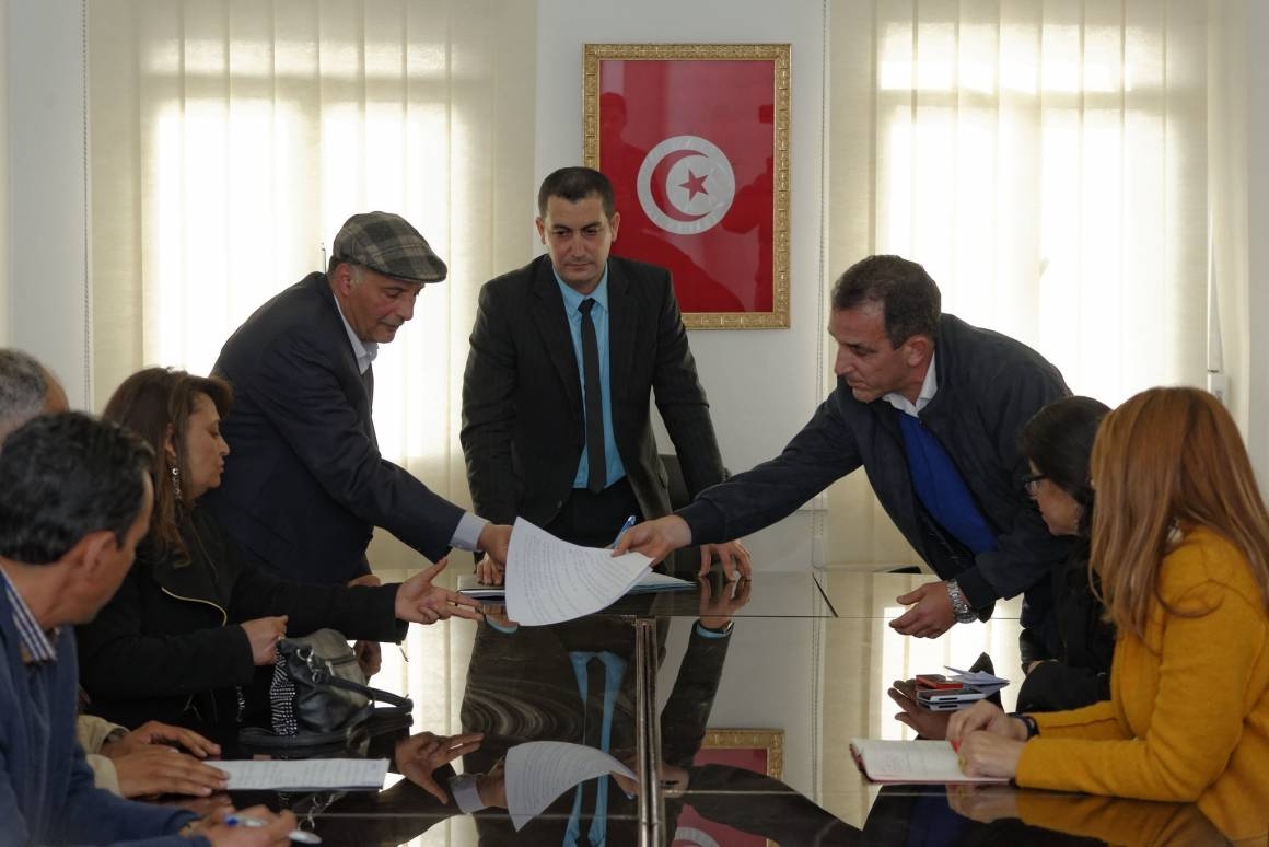 Kollektive forhandlinger i metallindustrien i Tunisia, 2016. Foto: Marcel Crozet/ILO. Flickr, CC BY-NC-ND 2.0.