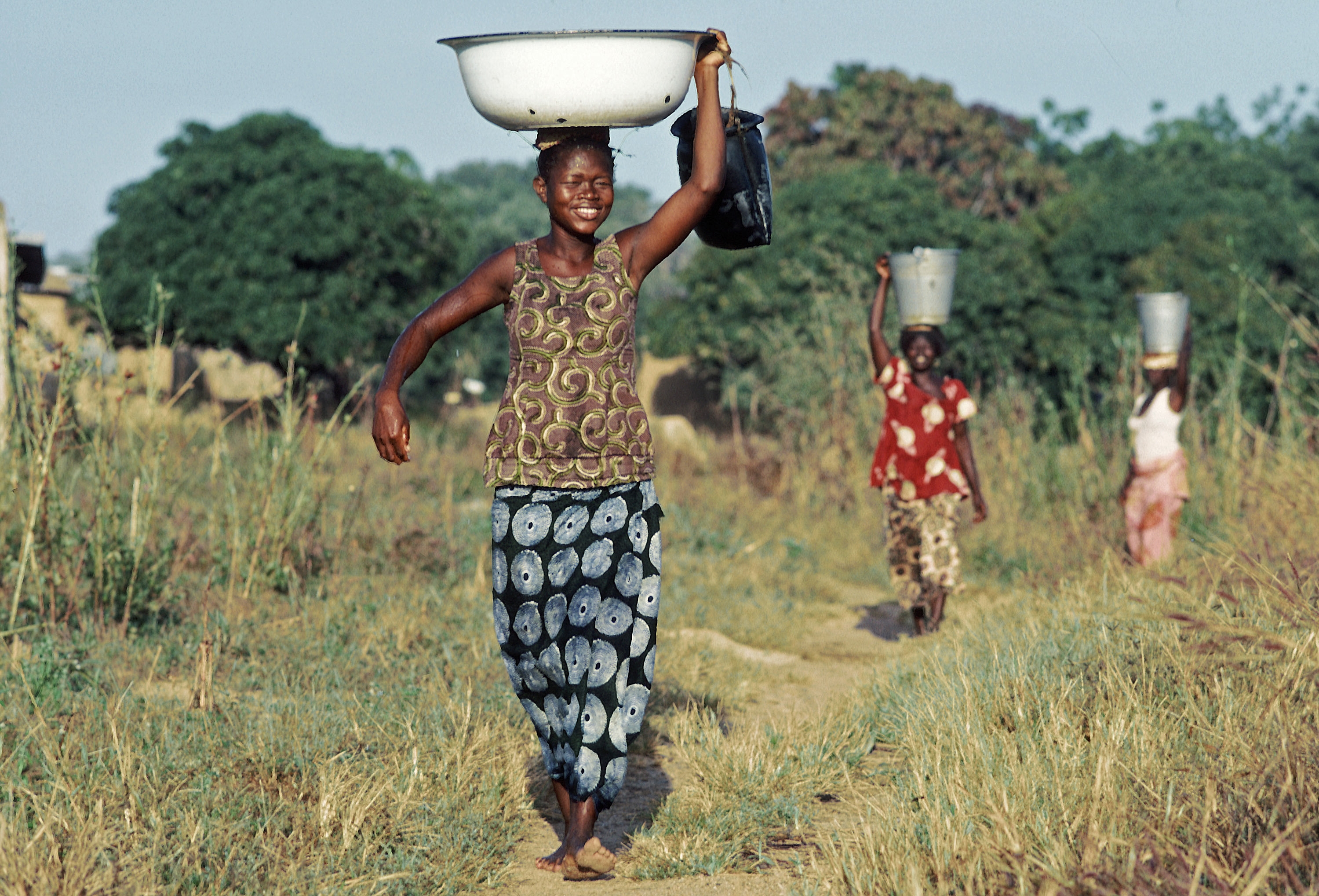 Hele 771 millioner mennesker mangler også tilgang til helt grunnleggende vannressurser. Halvparten av disse bor i Afrika sør for Sahara. Foto: UN Photo/Ray Witlin