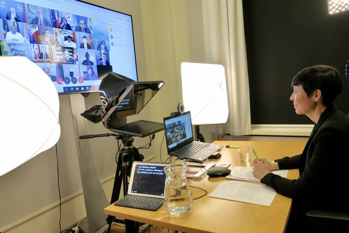 Utenriksminister Ine Eriksen Søreide holder sitt første innlegg under Norges medlemskap i Sikkerhetsrådet. Foto: Utenriksdepartementet