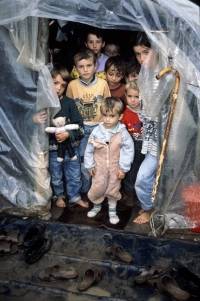 Etniske albanere i flyktningleir